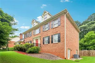 914 Newcastle Dr SW, Lilburn, GA 30047 - Photo 4