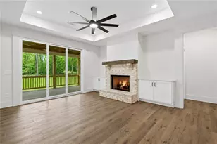 320 Evie Ln, Canton, GA 30115 - Photo 4