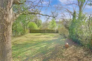 391 S Bend Ave SE, Atlanta, GA 30315 - Photo 12