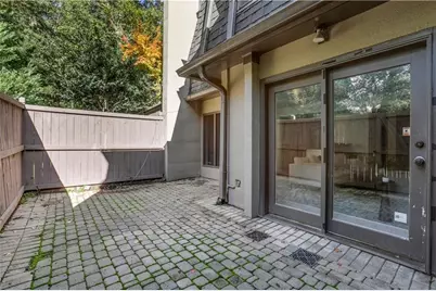 9 Ivy Gates NE, Atlanta, GA 30342 - Photo 28