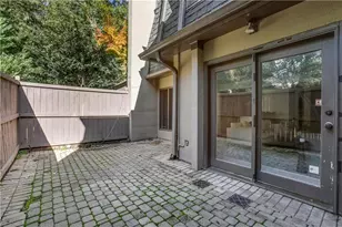 9 Ivy Gates NE, Atlanta, GA 30342 - Photo 28