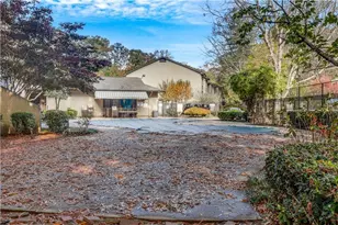 9 Ivy Gates NE, Atlanta, GA 30342 - Photo 32