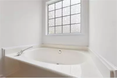 1316 Mandalay Court SW, Lilburn, GA 30047 - Photo 30