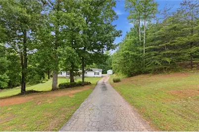 372 Shenandoah Drive, Dahlonega, GA 30533 - Photo 2
