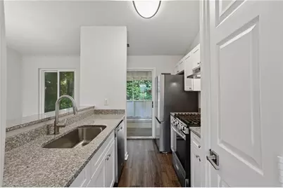 3318 Maison Court, Lithonia, GA 30038 - Photo 2