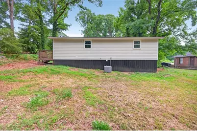 136 Nowell Street, Monroe, GA 30655 - Photo 6