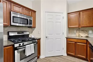 4805 W Village Way SE, Smyrna, GA 30080 - Photo 8