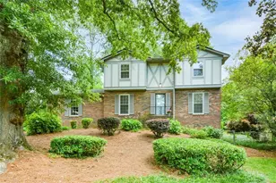 435 Stonebridge Dr, Roswell, GA 30075 - Photo 2