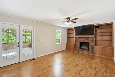 435 Stonebridge Drive, Roswell, GA 30075 - Photo 16