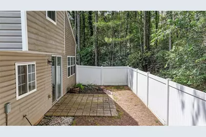 511 W Oaks Drive, Woodstock, GA 30188 - Photo 12
