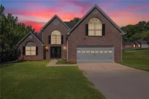 12189 Lauren Way, Fayetteville, GA 30215 - Photo 2