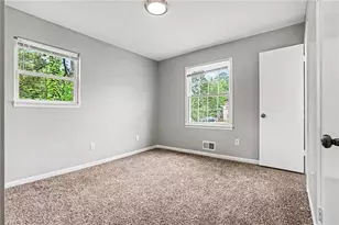 7788 Marabou Ln, Riverdale, GA 30274 - Photo 8
