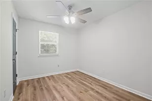 2293 Cherokee Valley Dr, Lithonia, GA 30058 - Photo 22