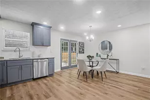 2293 Cherokee Valley Dr, Lithonia, GA 30058 - Photo 14