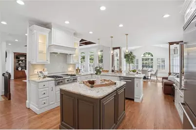 9070 Preston Lane, Suwanee, GA 30024 - Photo 4