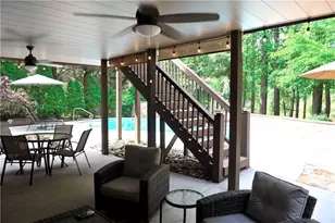 2570 Trailing Ivy Way, Buford, GA 30519 - Photo 24