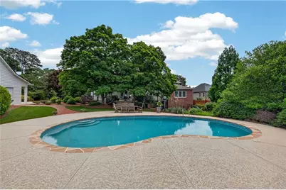 12190 Charlotte Drive, Alpharetta, GA 30004 - Photo 14