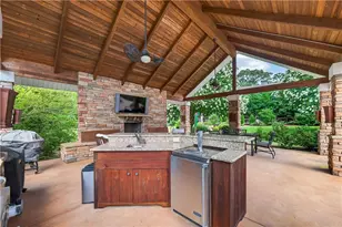 12190 Charlotte Dr, Alpharetta, GA 30004 - Photo 22