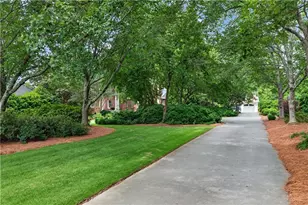 12190 Charlotte Dr, Alpharetta, GA 30004 - Photo 84
