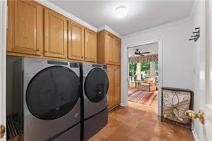 12190 Charlotte Dr, Alpharetta, GA 30004 - Photo 64