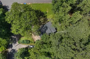 1490 Dewberry Trail, Marietta, GA 30062 - Photo 24