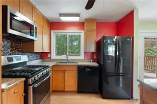 1490 Dewberry Trail, Marietta, GA 30062 - Photo 6