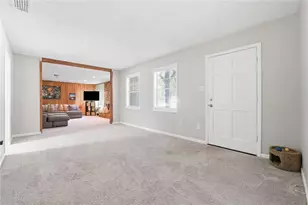1619 Ridgeview Dr, Conyers, GA 30012 - Photo 2