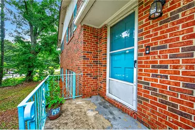 4894 Candlewood Lane, Stone Mountain, GA 30088 - Photo 6