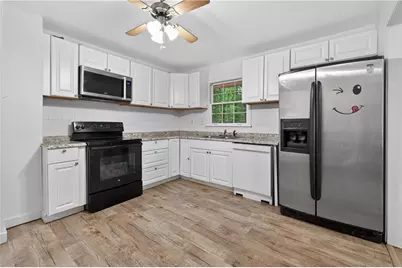 4894 Candlewood Lane, Stone Mountain, GA 30088 - Photo 12