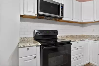 4894 Candlewood Lane, Stone Mountain, GA 30088 - Photo 16