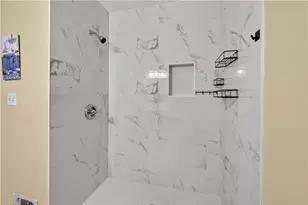 4894 Candlewood Ln, Stone Mountain, GA 30088 - Photo 20