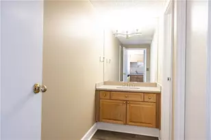 2479 Peachtree Rd NE, Atlanta, GA 30305 - Photo 14
