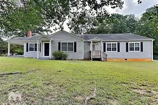 187 Dodgen Rd, Hampton, GA 30228 - Photo 1