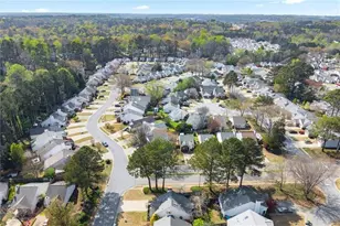1914 Brittania Cir, Woodstock, GA 30188 - Photo 10