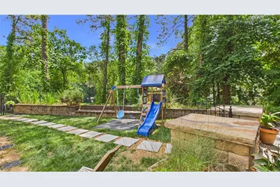 10 Quarry Lake Court, Atlanta, GA 30342 - Photo 46