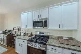 3544 Lantern View Ln, Scottdale, GA 30079 - Photo 14