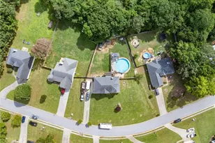 233 Cambridge Dr, Loganville, GA 30052 - Photo 44