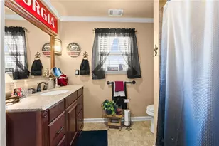 233 Cambridge Dr, Loganville, GA 30052 - Photo 32