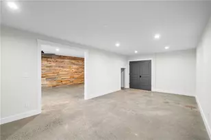 140 N Bluff, Alpharetta, GA 30004 - Photo 34