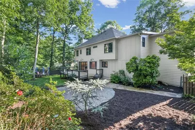 140 N Bluff, Alpharetta, GA 30004 - Photo 40