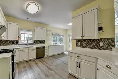 1494 Oglethorpe Drive, Suwanee, GA 30024 - Photo 16