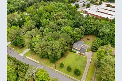 3570 Burlingham Drive, Lithonia, GA 30038 - Photo 6