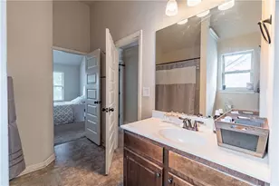 29 Bay Crest Ct, Loganville, GA 30052 - Photo 26