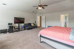 29 Bay Crest Ct, Loganville, GA 30052 - Photo 24