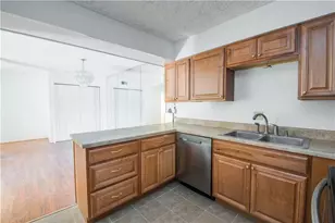 1213 Camelot Dr, Atlanta, GA 30349 - Photo 4