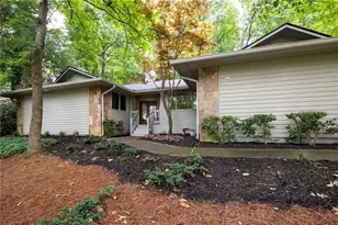 4198 Lake Rill Ct, Marietta, GA 30062 - Photo 2