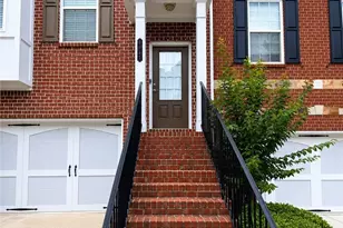 6065 Cameron Pointe, Peachtree Corners, GA 30092 - Photo 2