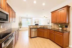 6065 Cameron Pointe, Peachtree Corners, GA 30092 - Photo 6