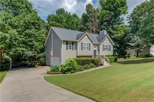 12 Chatham Ct, Jefferson, GA 30549 - Photo 2