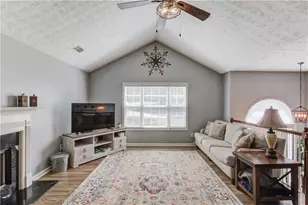 12 Chatham Ct, Jefferson, GA 30549 - Photo 6